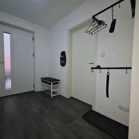 Sarahs Village Apartment *